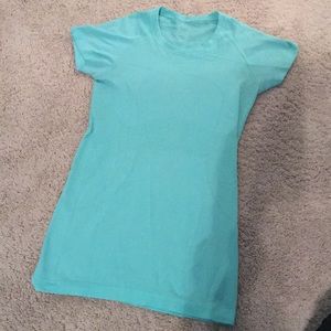 Greenish/blue lululemon swiftly