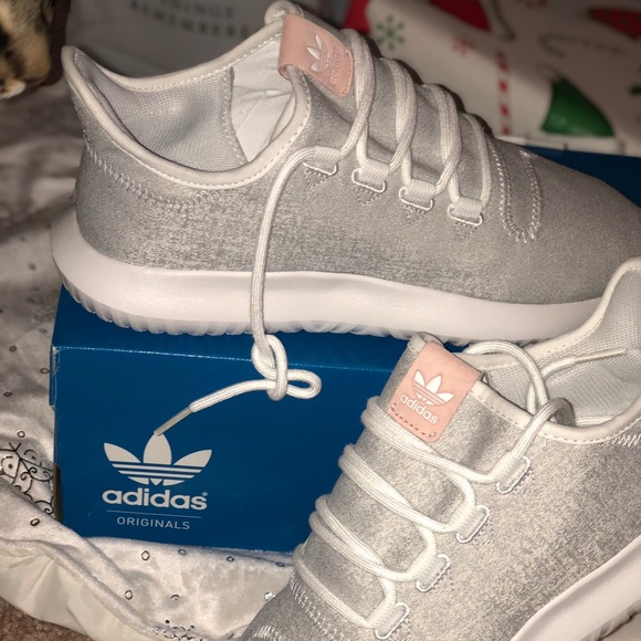 adidas schuhe 28 gemeinden frauen (9 poshmark schatten adidas schuhe 28 gemeinden frauen (9 poshmark schatten