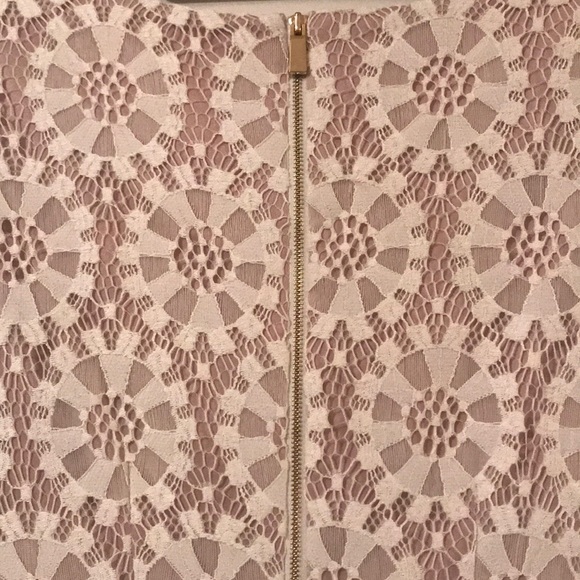 3/4 Sleeve Ivory Lace Stretch Dress - Picture 2 of 3