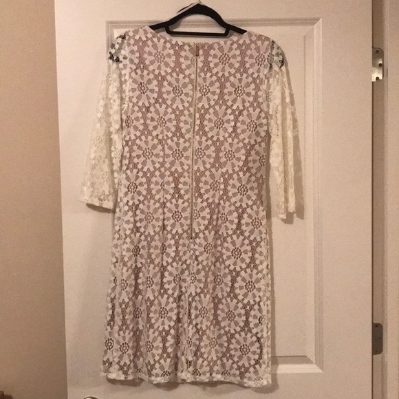 3/4 Sleeve Ivory Lace Stretch Dress - Picture 3 of 3