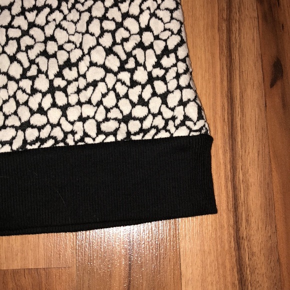 APT 9 Crew Neck Sweater - Picture 4 of 5