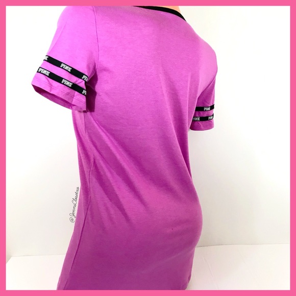 •Victoria’s Secret PINK• Perfect V-Neck tee - Picture 4 of 4