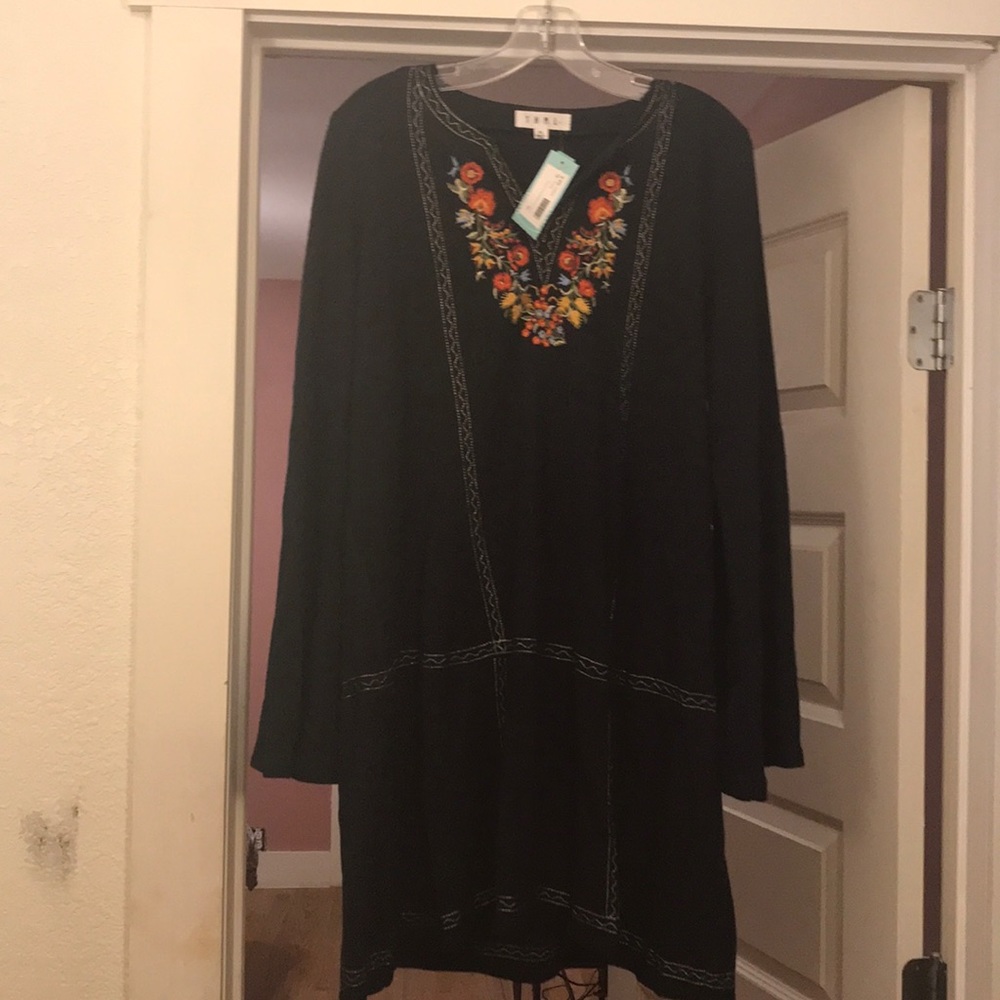 navy dress