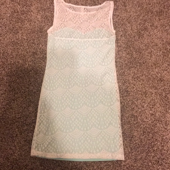 White and Teal lace dress. - Picture 2 of 2