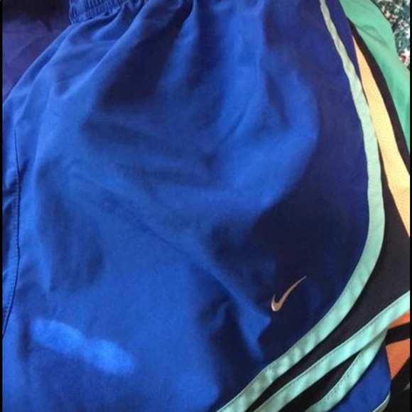 nike tempo shorts - Picture 1 of 1