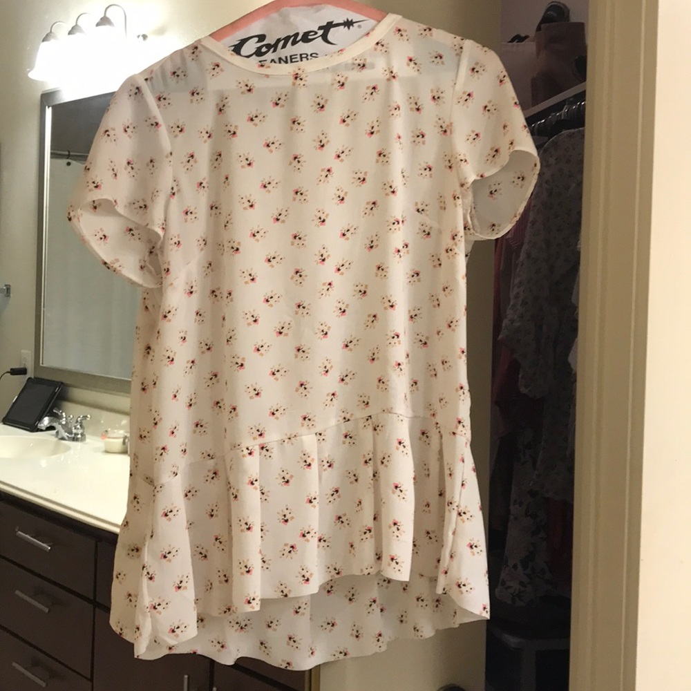 Ann Taylor Loft Petite Floral Top