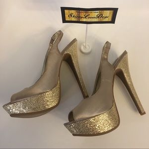 BRAND NEW STEVE MADDEN Gold Sparkle Platform Heels