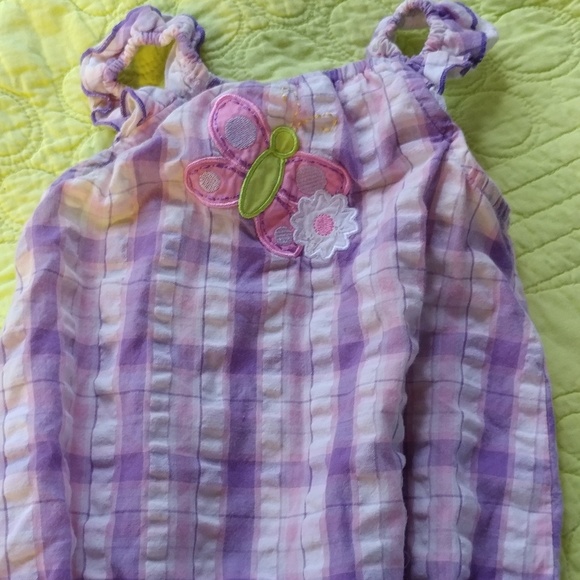 ⭐$3 in bundle🍒3 cute baby girl outfits - Picture 7 of 8
