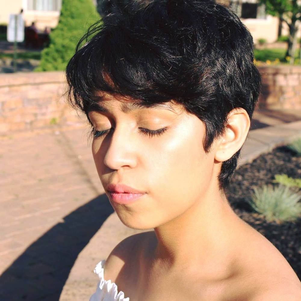 Meet your Posher, Victoria