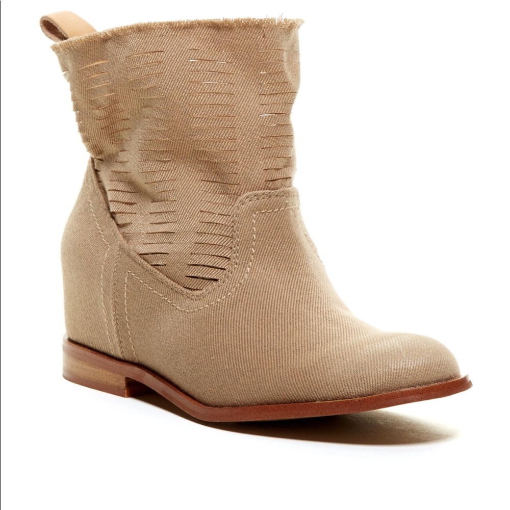 Joe’s Mirage boots Size 7