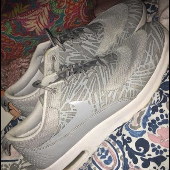 Nike Air - Picture 1 of 2