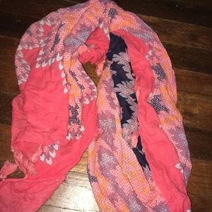 Patterned scarf