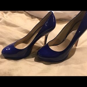 Joan & David pumps