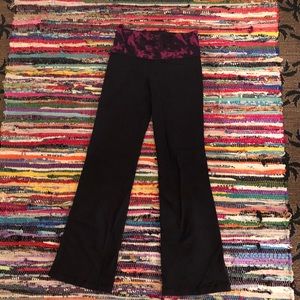 Lulu pants sz 6