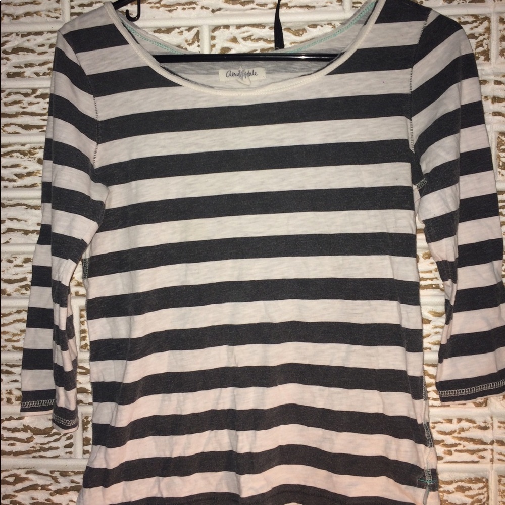 Black and white long sleeve shirt.