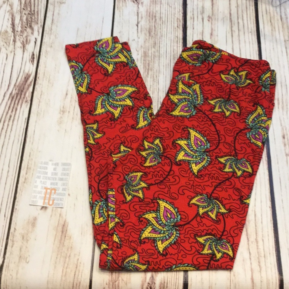 ❤️🖤Adorable puzzle paisley print T/C NWT