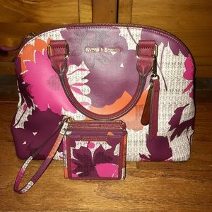 Emma & Sophia handbag with matching wristlet