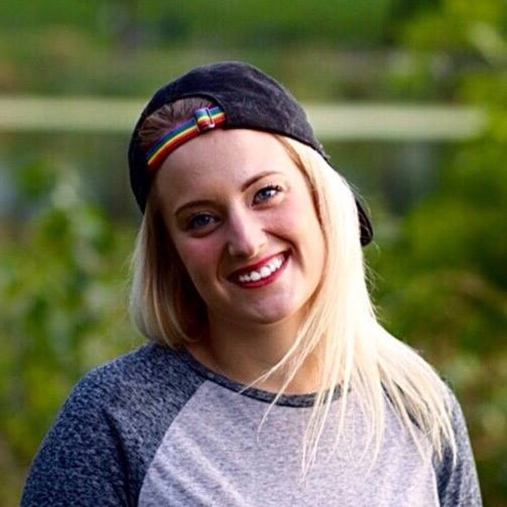 Meet your Posher, Georgia