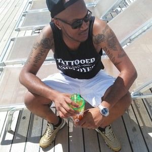 Meet your Posher, Troy