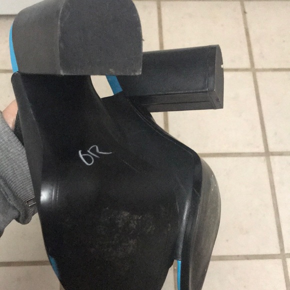 Kelsi Dagger Guilia Peep Toe - Picture 4 of 4