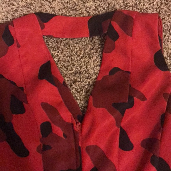 Red Evening Dress. - Picture 3 of 5