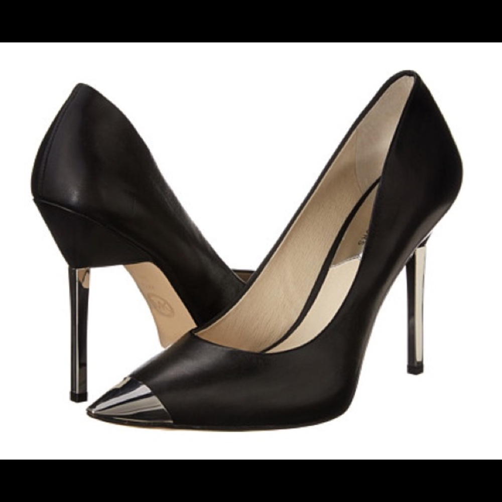 Michael Kors Zady Pump in Black Leather