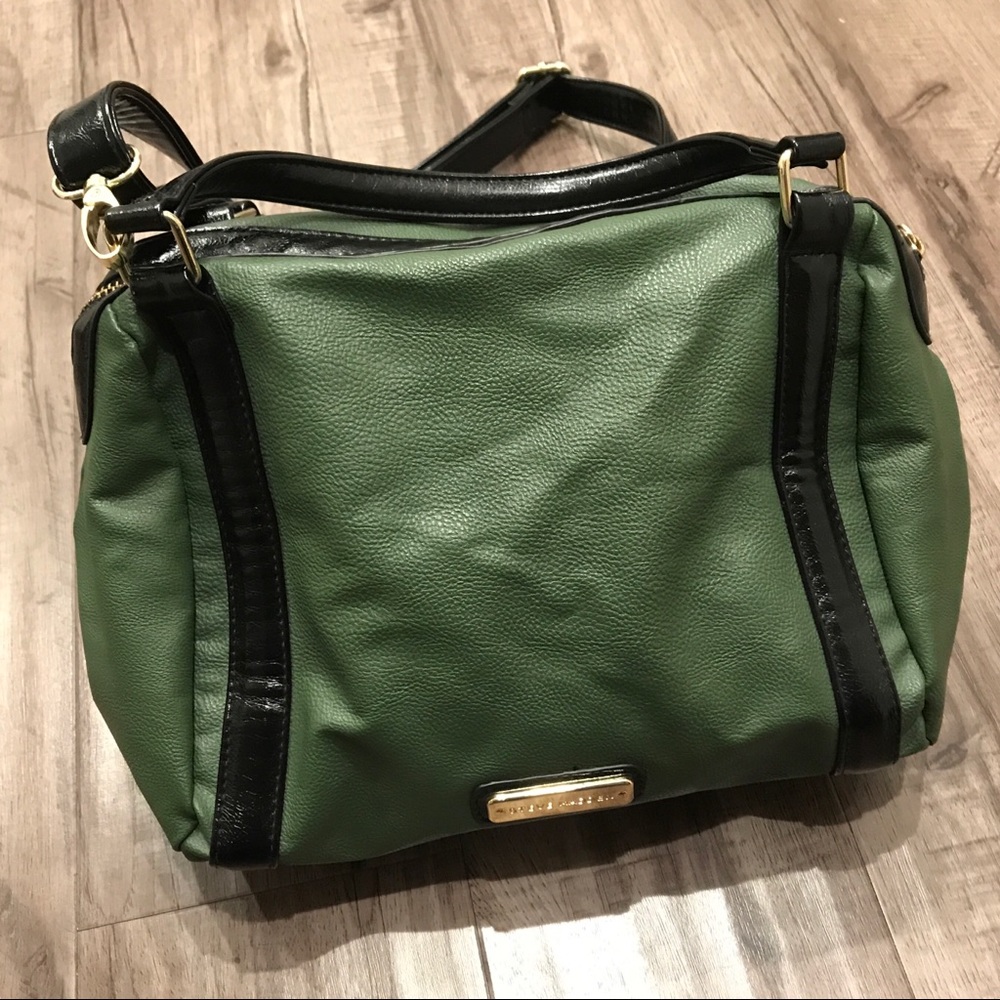 Green Steve Madden handbag