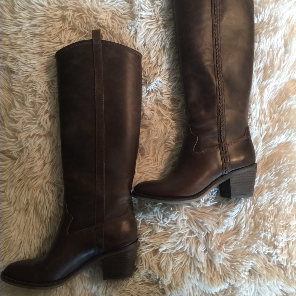 Lucky Brand Looloo boots.