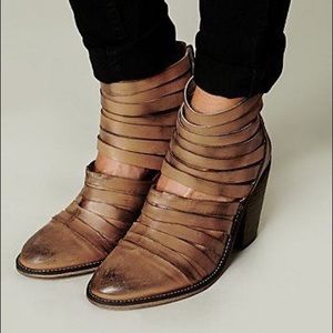 FREE PEOPLE HYBRID HEEL