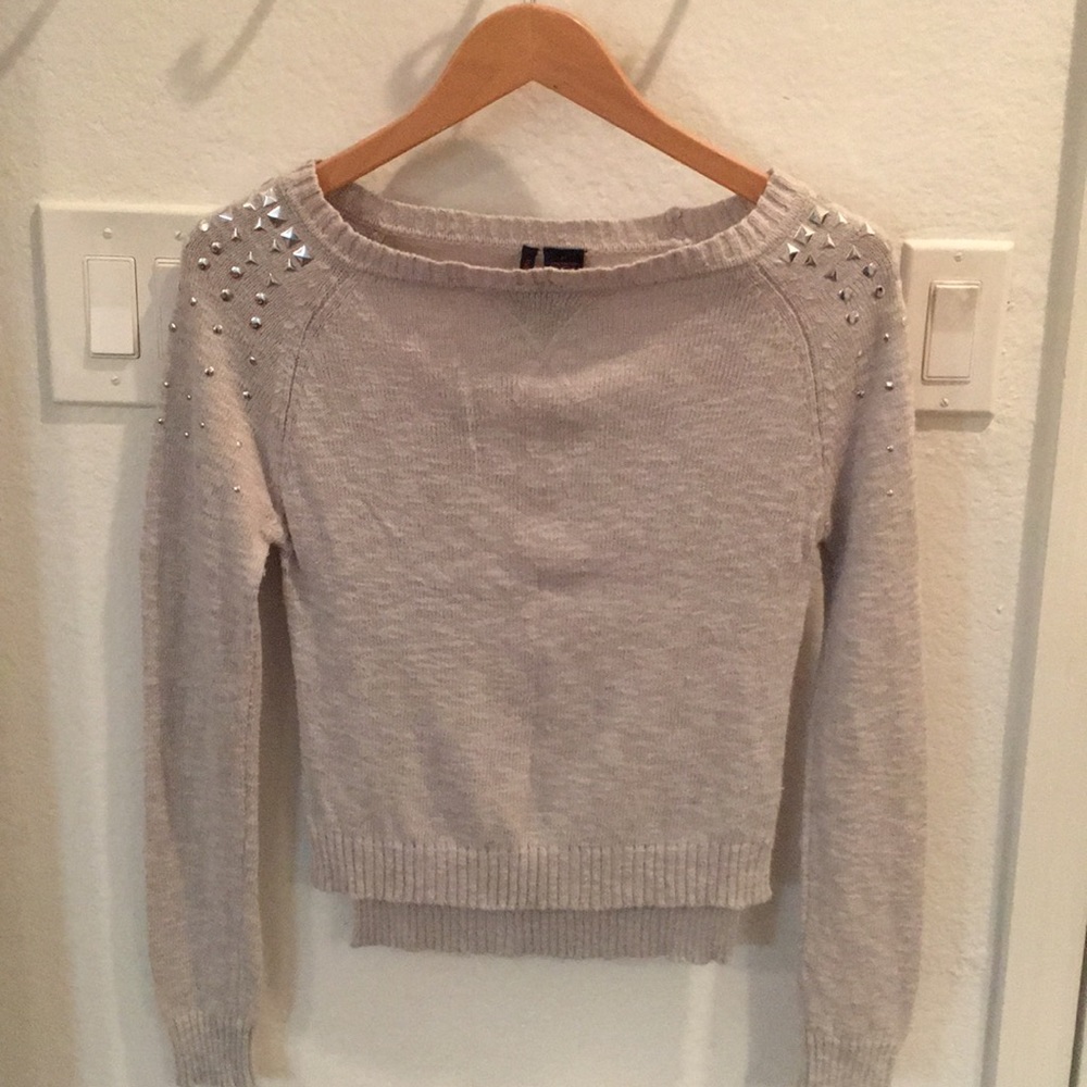 Silver stud Grey sweater