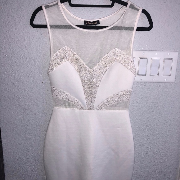 Dresses & Skirts - Gold and Off-White Mesh Mini Dress (M)