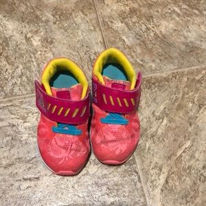 Toddler girl shoes New Balance