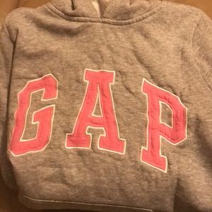 Girls Gap hoodie, gently used. Good condition.