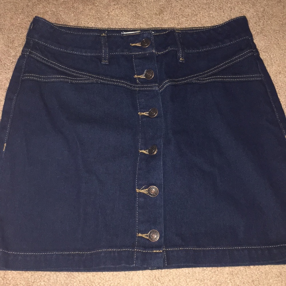 Jean button skirt