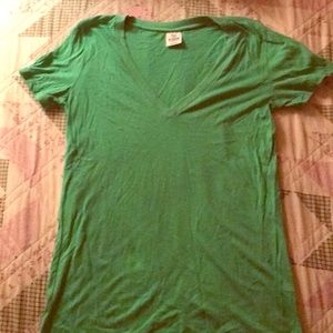 NWOT pink VS T-shirt