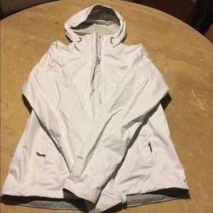 Northface windbreaker