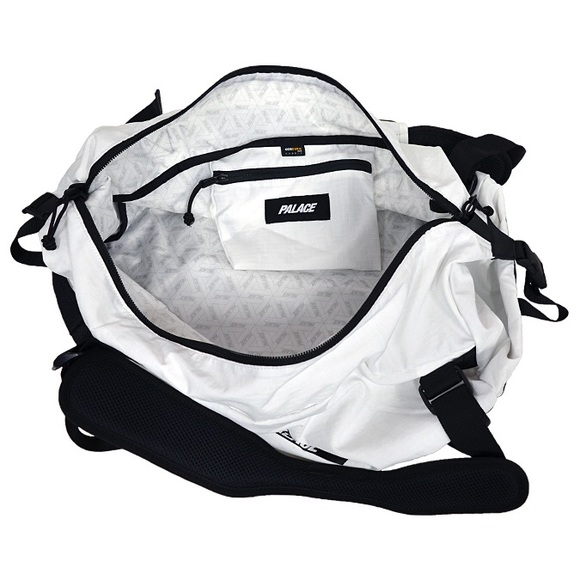 (Sold-160)Palace Clipper Bag - Picture 2 of 6