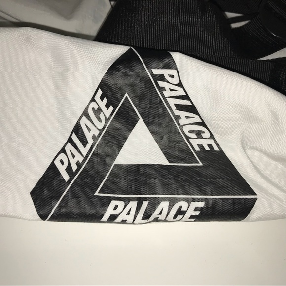 (Sold-160)Palace Clipper Bag - Picture 6 of 6