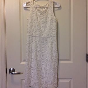 [br] white lace dress