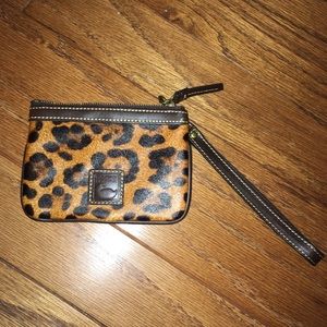 Dooney & Bourke wristlet