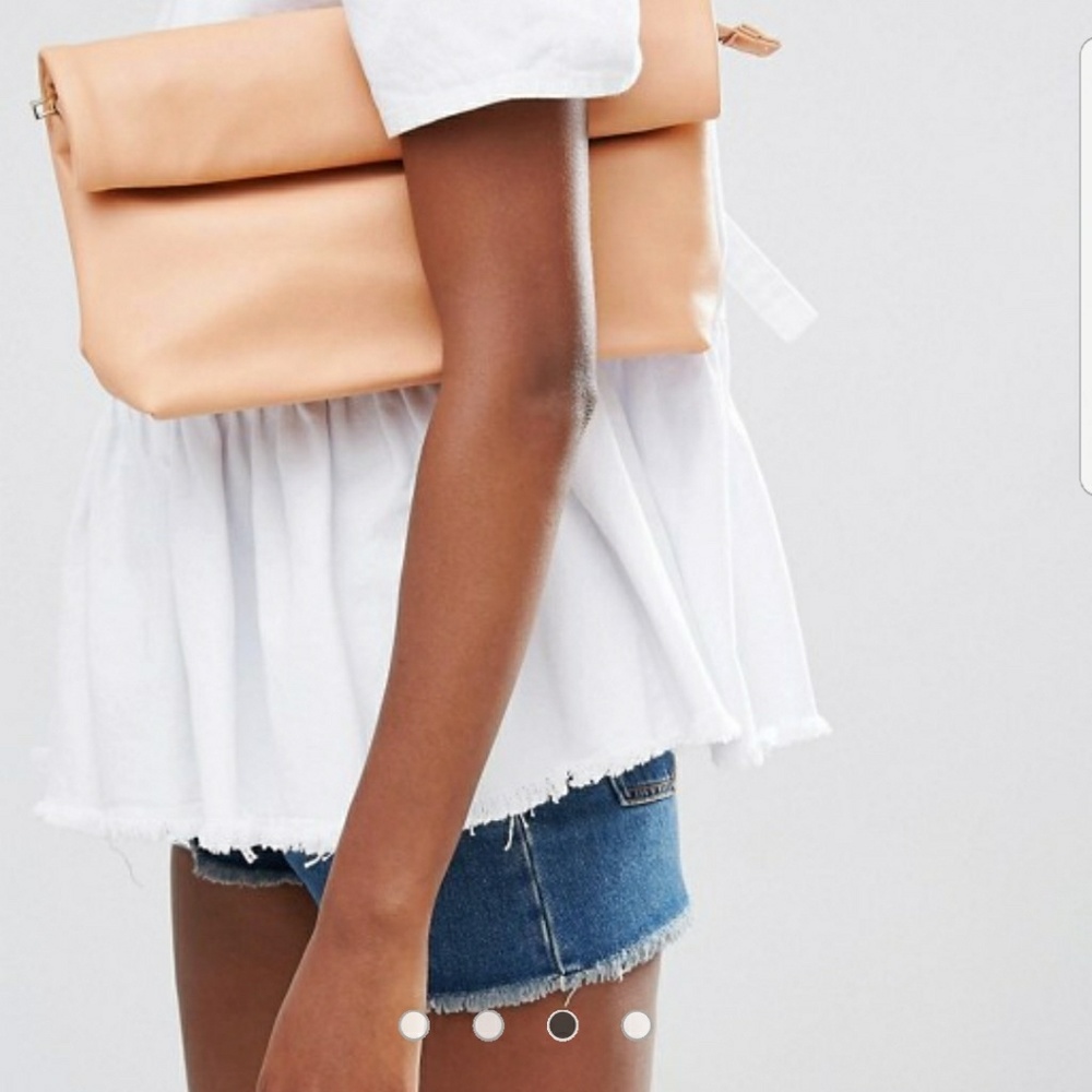 Missguided clutch