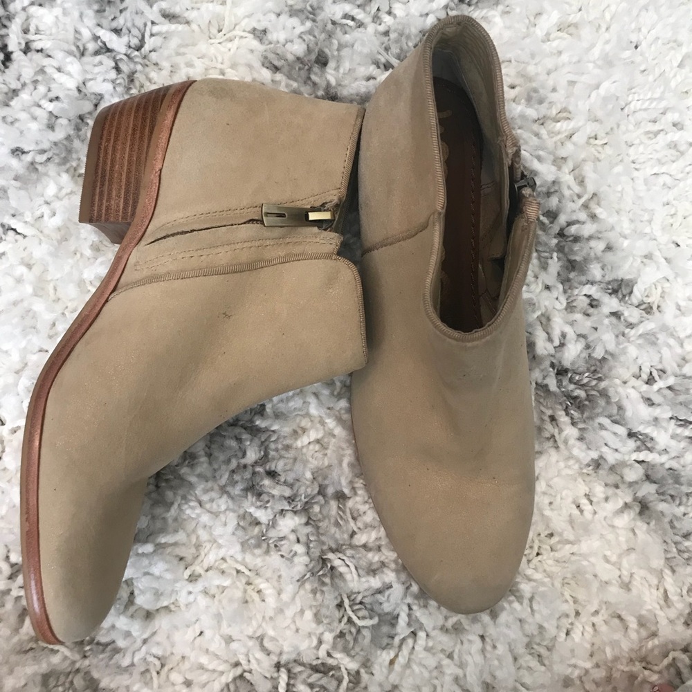 Sam Edelman Petty Booties In tan/gold