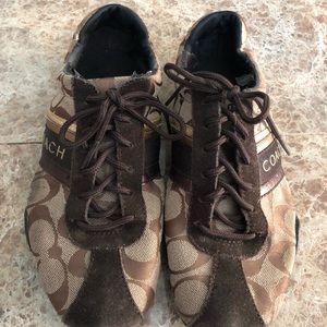 Coach shoes US 5.5