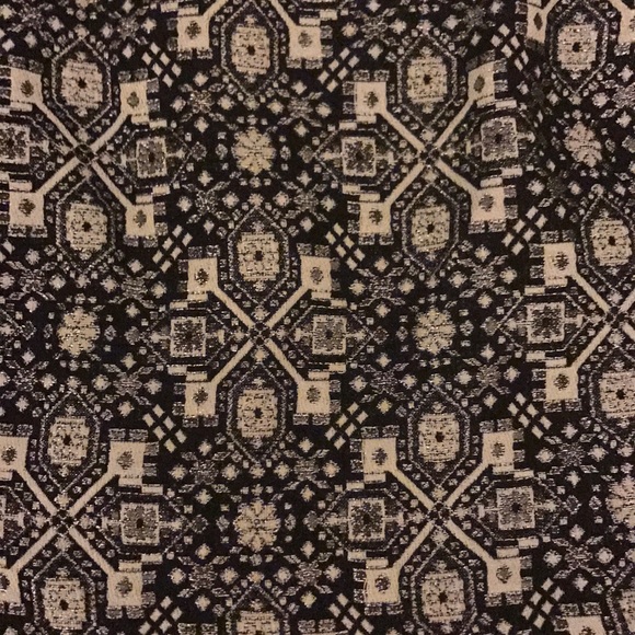 Silver and Black Co-ordinate outfit - Picture 3 of 5