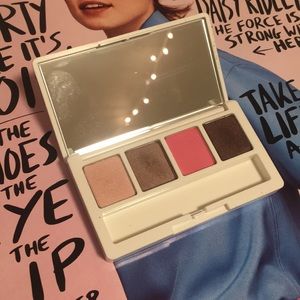 Clinique "All About Shadow Quad"