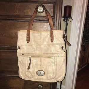 Fossil purse