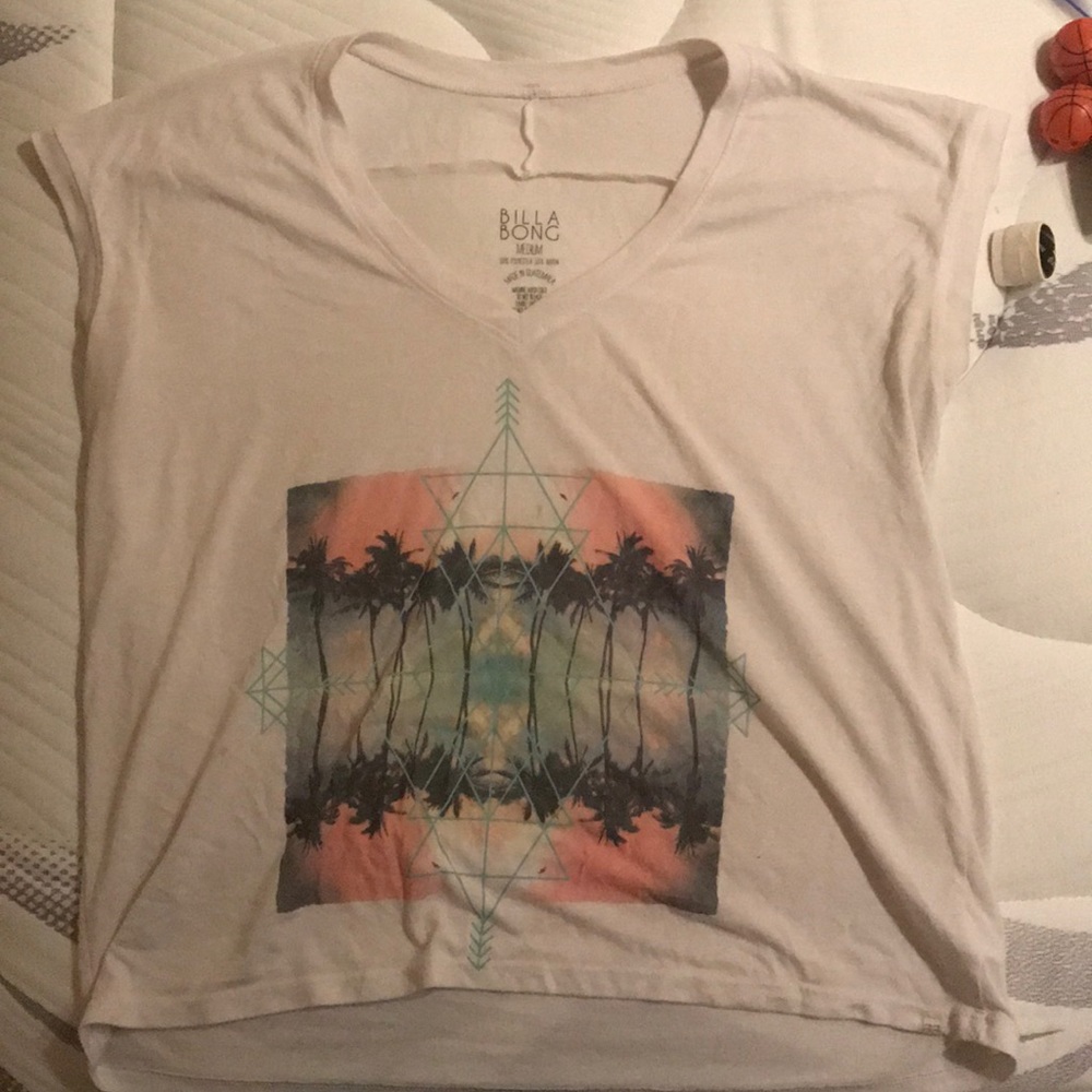 Billabong white T-shirt with design