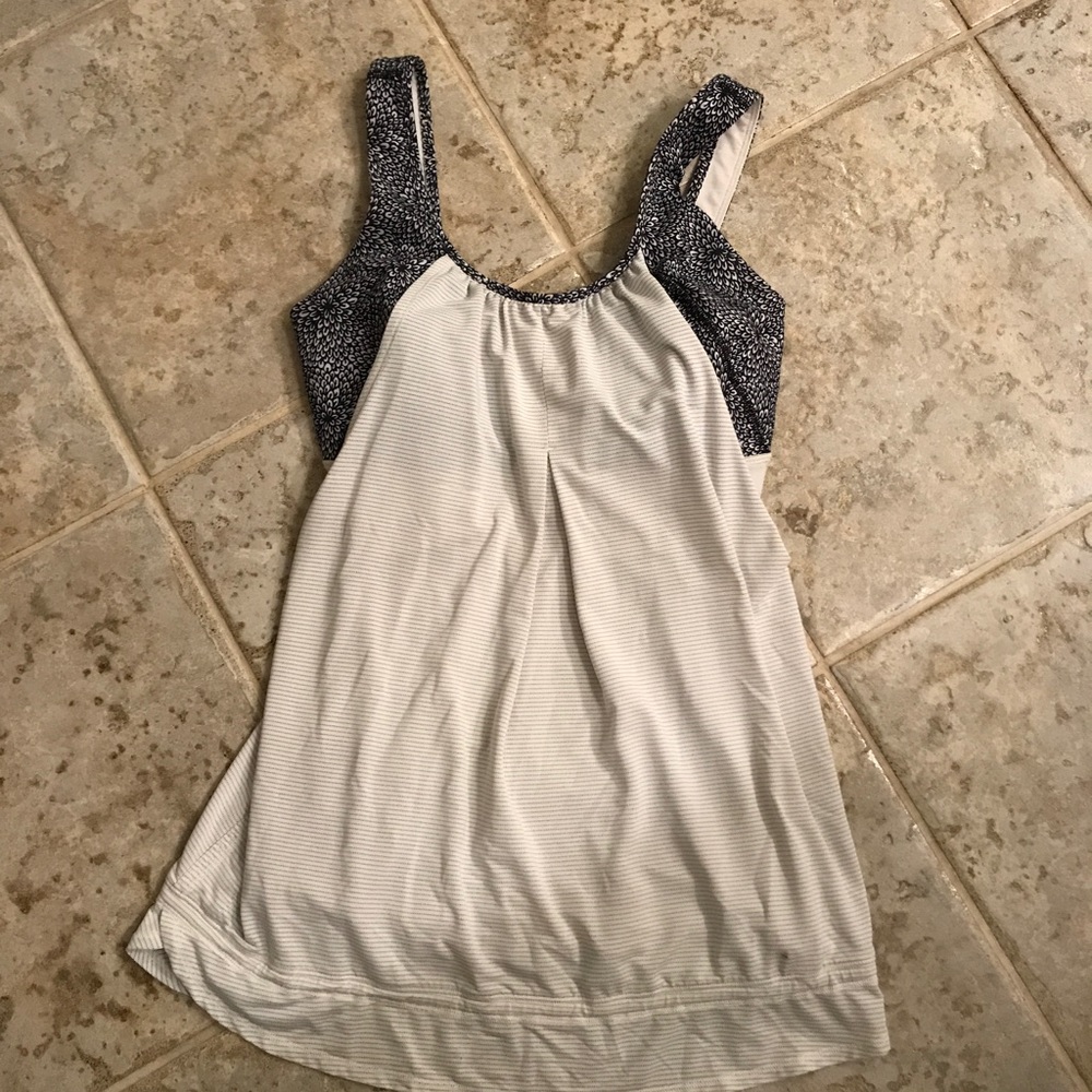 Lulu lemon tank