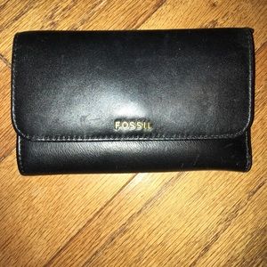 Fossil wallet