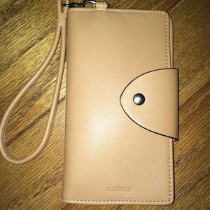 Lodis wristlet